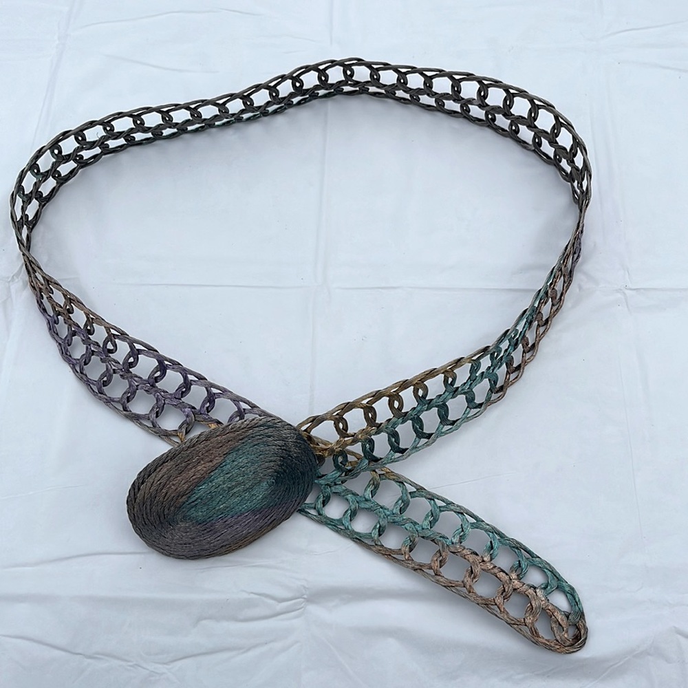 Metal coiled belt vintage 90’s